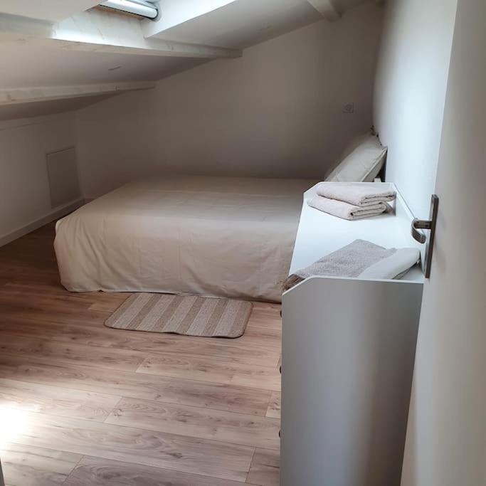Duplex Sous Les Toits Apartment ริเยซ์ ภายนอก รูปภาพ